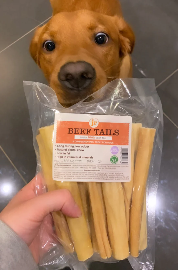 JR Pet Product Beef Tails - 250g_1